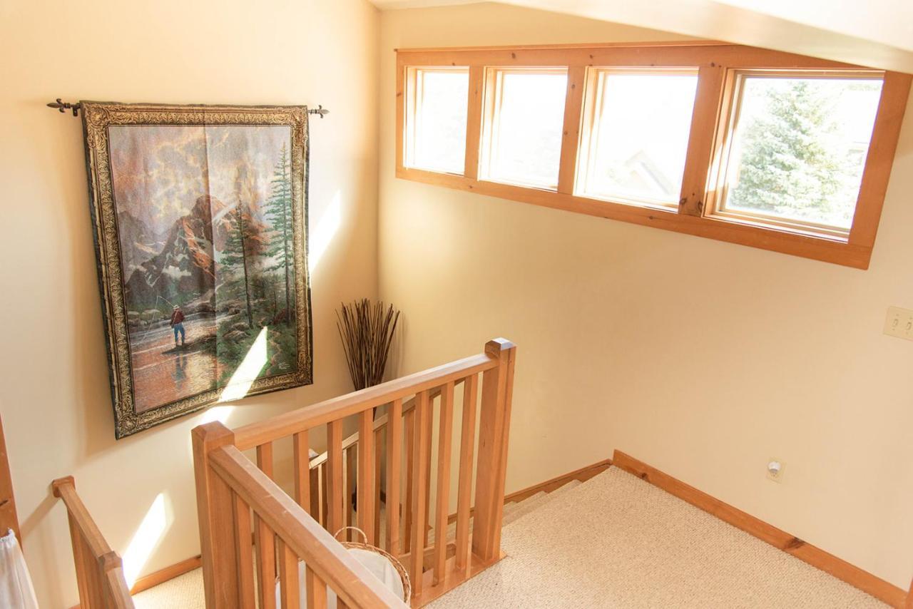 Camelback Private Home Located Behind Waterpark & Ski Lift Танерсвил Екстериор снимка