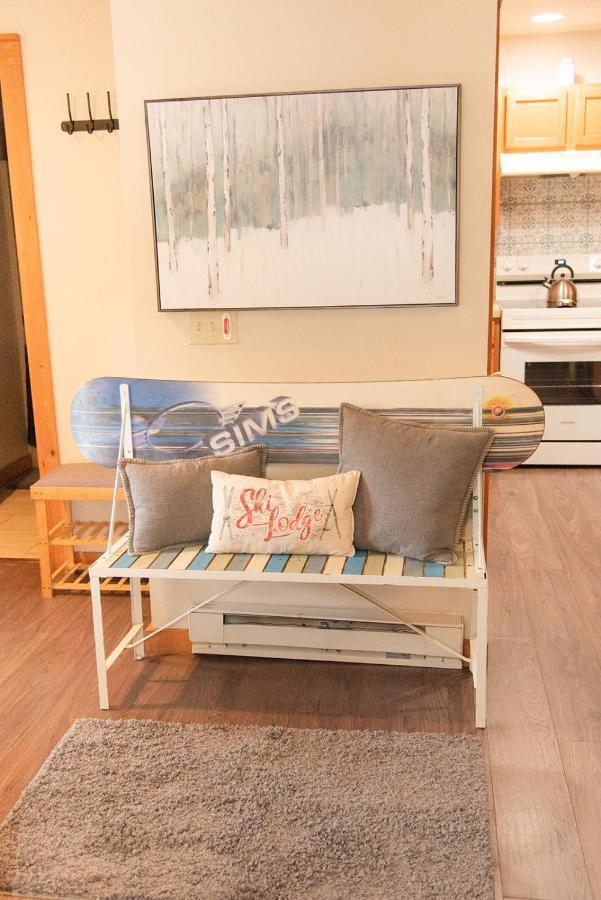 Camelback Private Home Located Behind Waterpark & Ski Lift Танерсвил Екстериор снимка