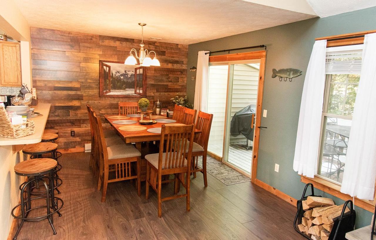 Camelback Private Home Located Behind Waterpark & Ski Lift Танерсвил Екстериор снимка