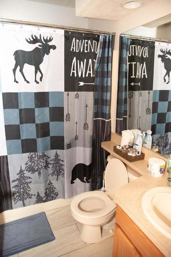 Camelback Private Home Located Behind Waterpark & Ski Lift Танерсвил Екстериор снимка