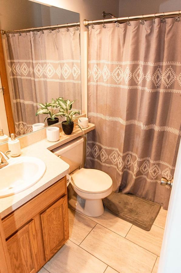 Camelback Private Home Located Behind Waterpark & Ski Lift Танерсвил Екстериор снимка